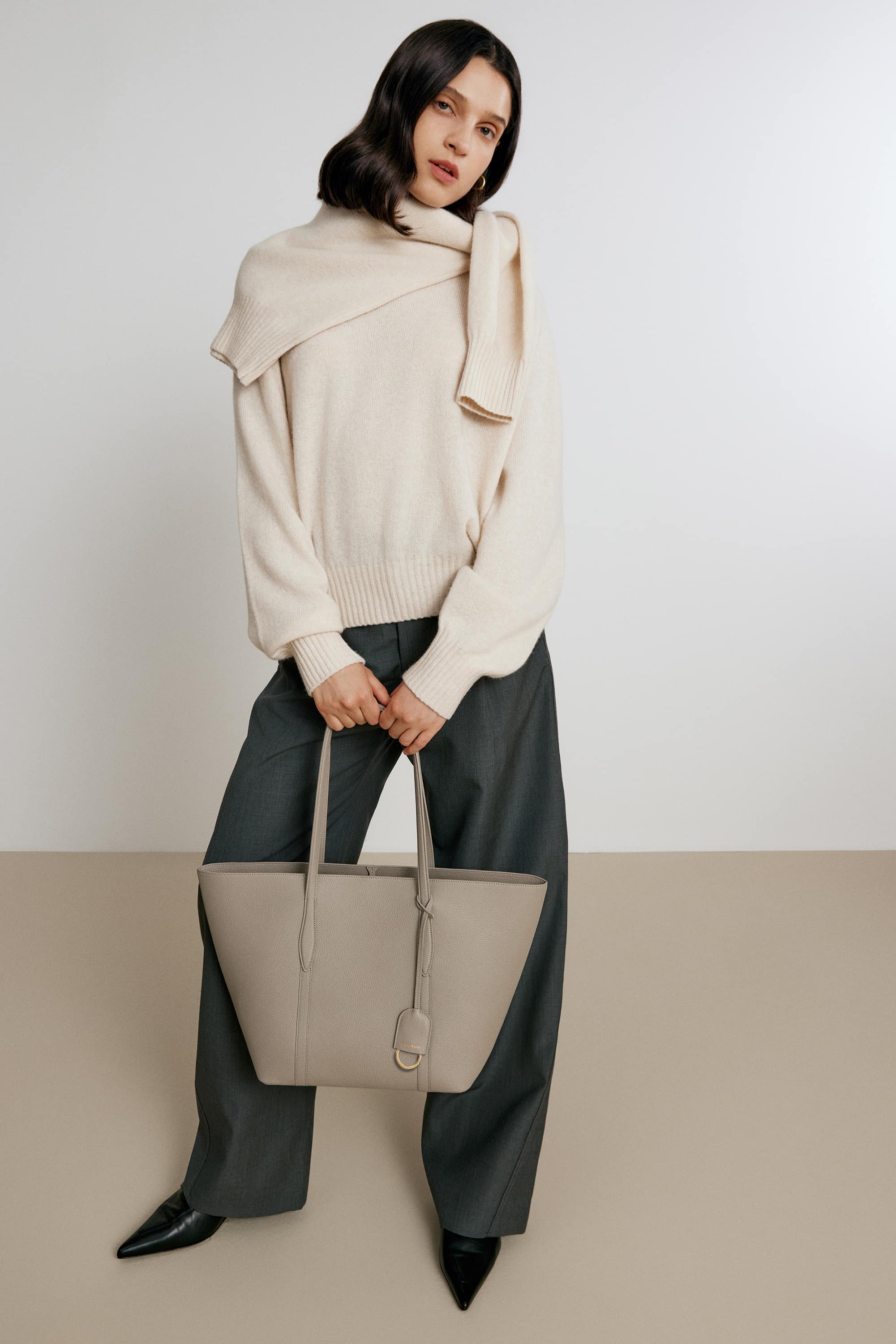 Gabrielle Soft Tote Bag - Image 11