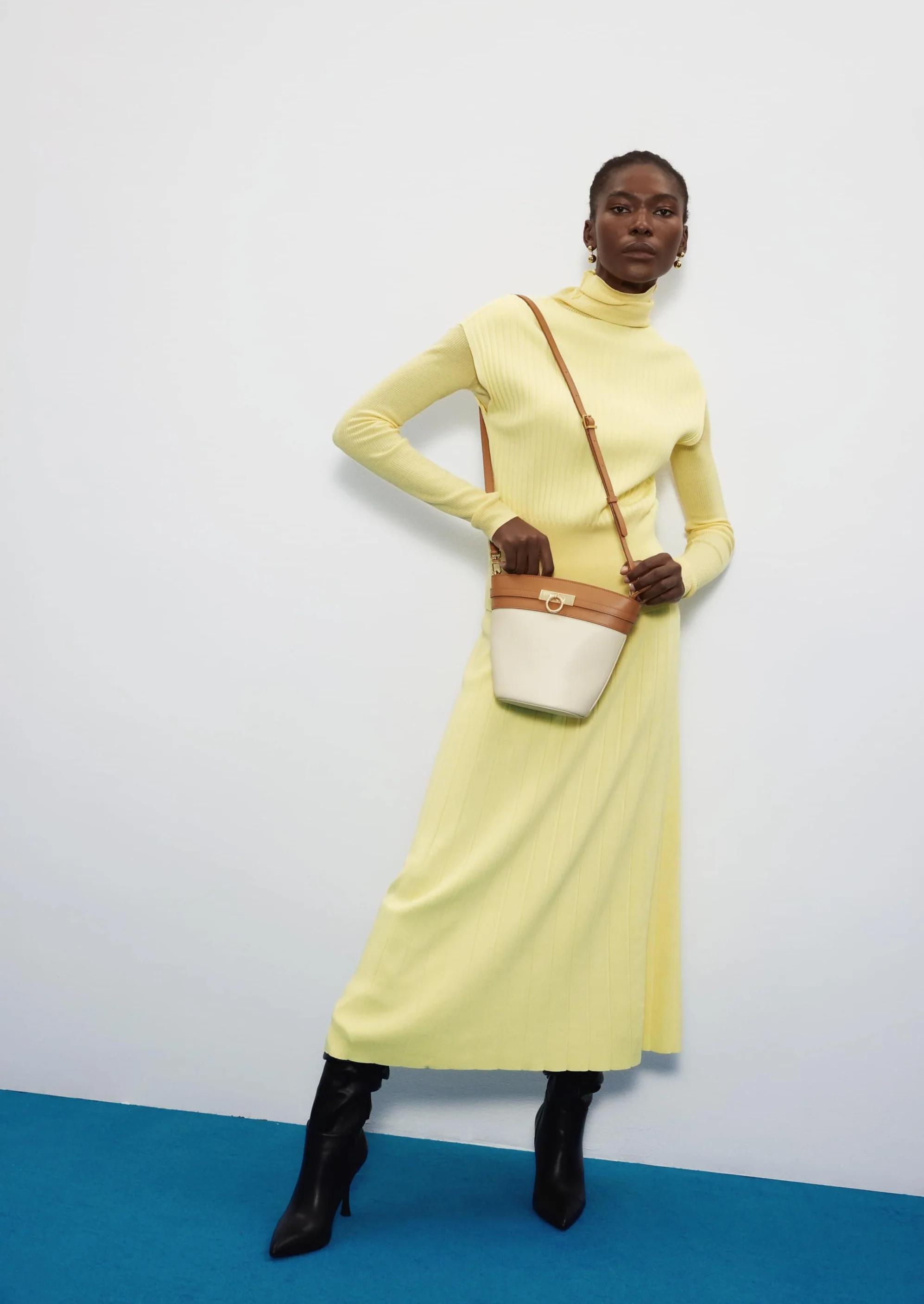 Madison Bucket Bag - Image 39