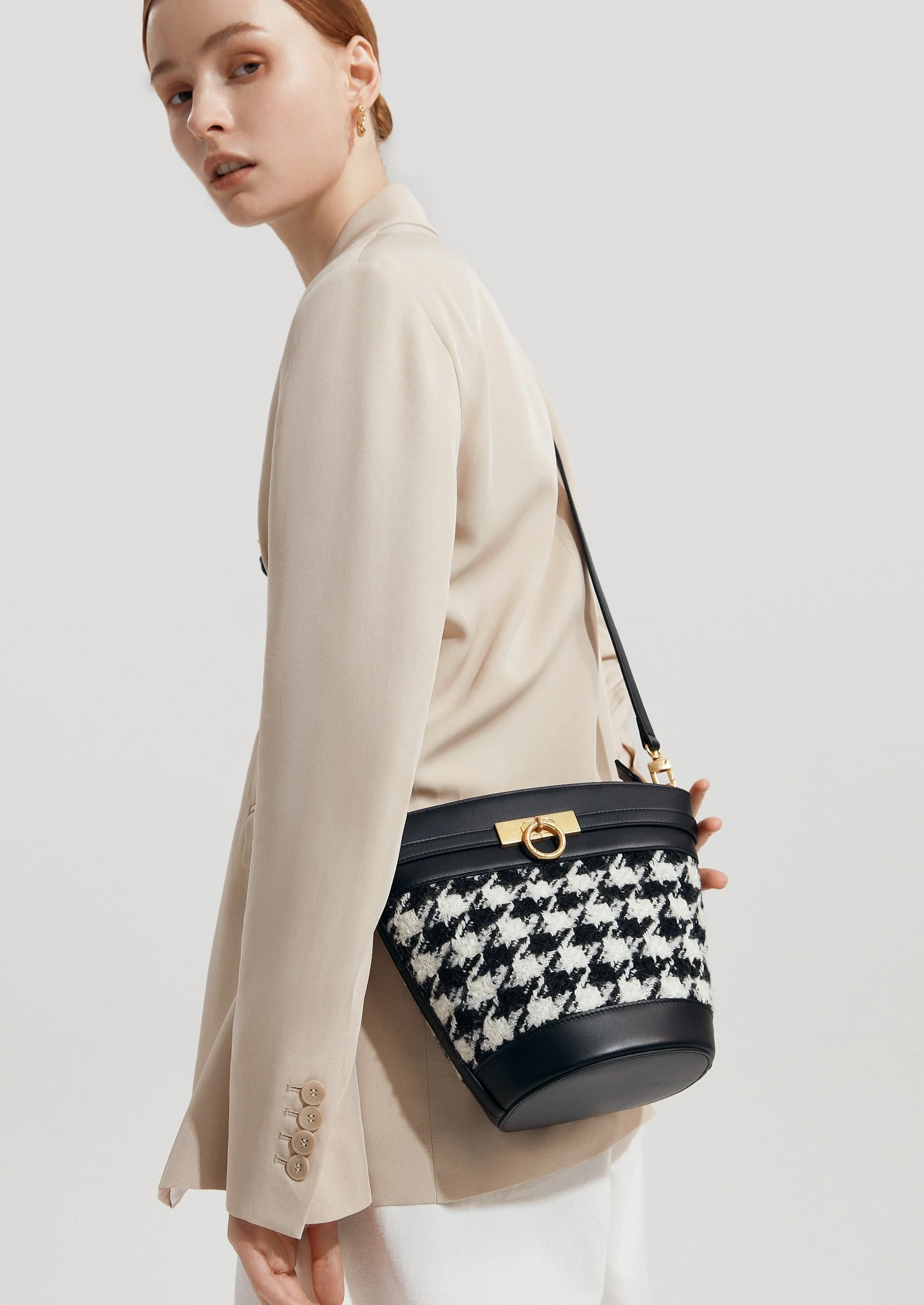 Madison Bucket Bag - Image 48