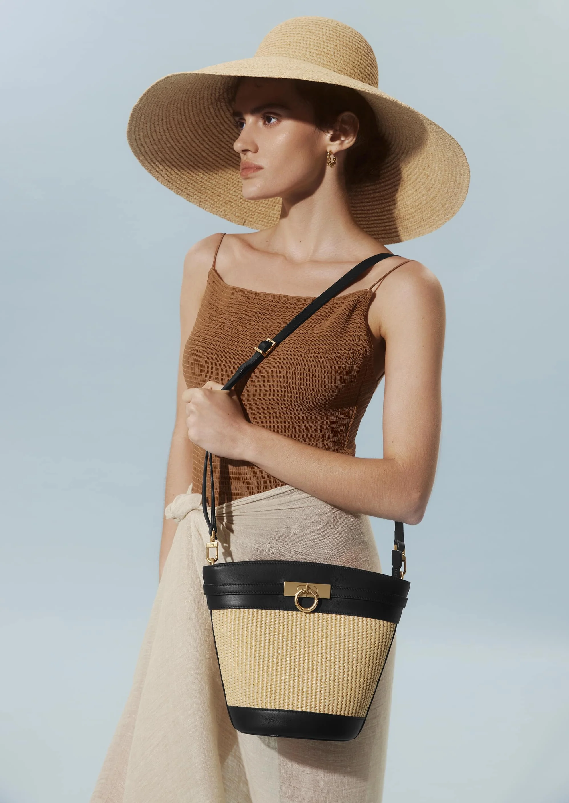 Madison Bucket Bag - Image 5