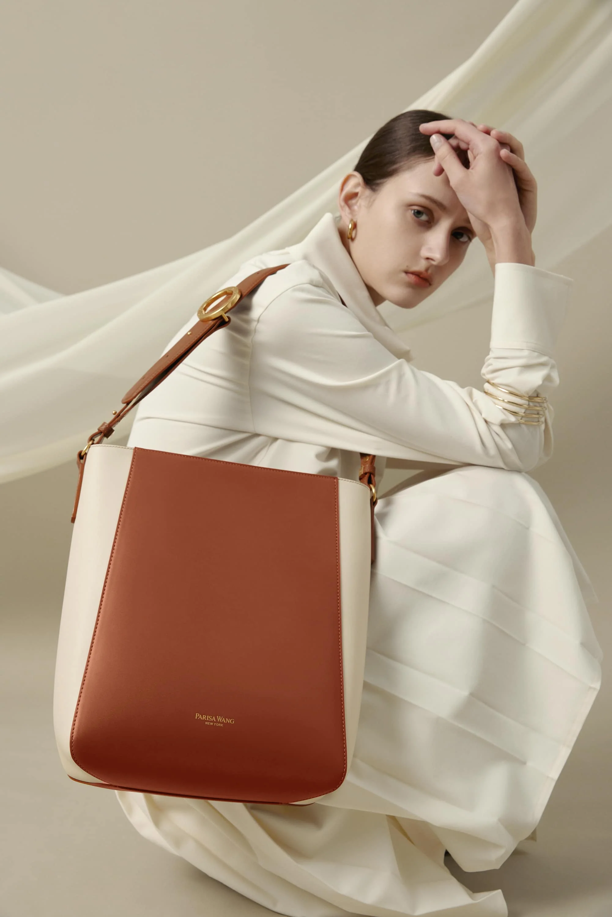 Carrie Medium Tote Bag - Image 22