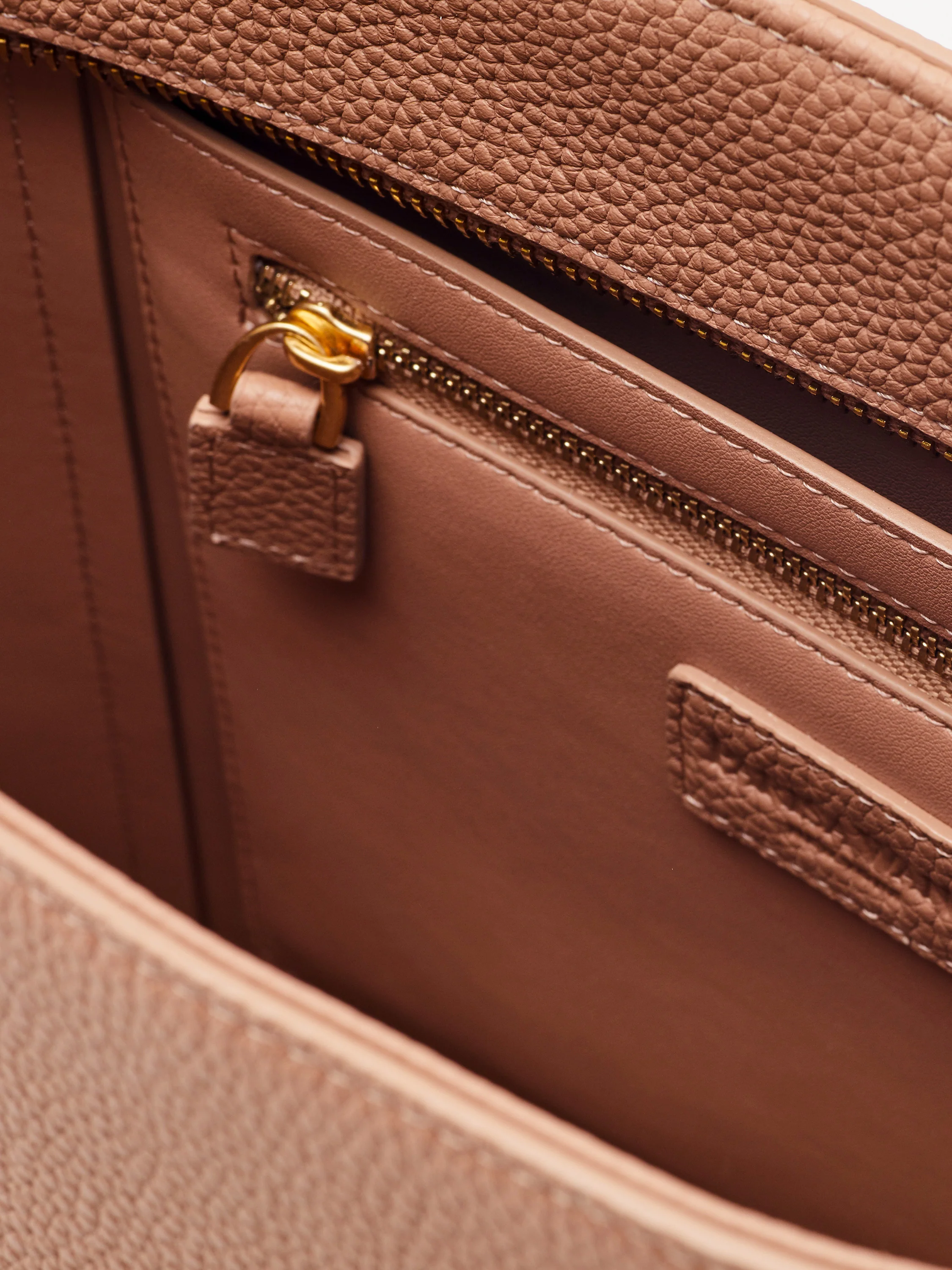 Carrie Medium Tote Bag - Image 36