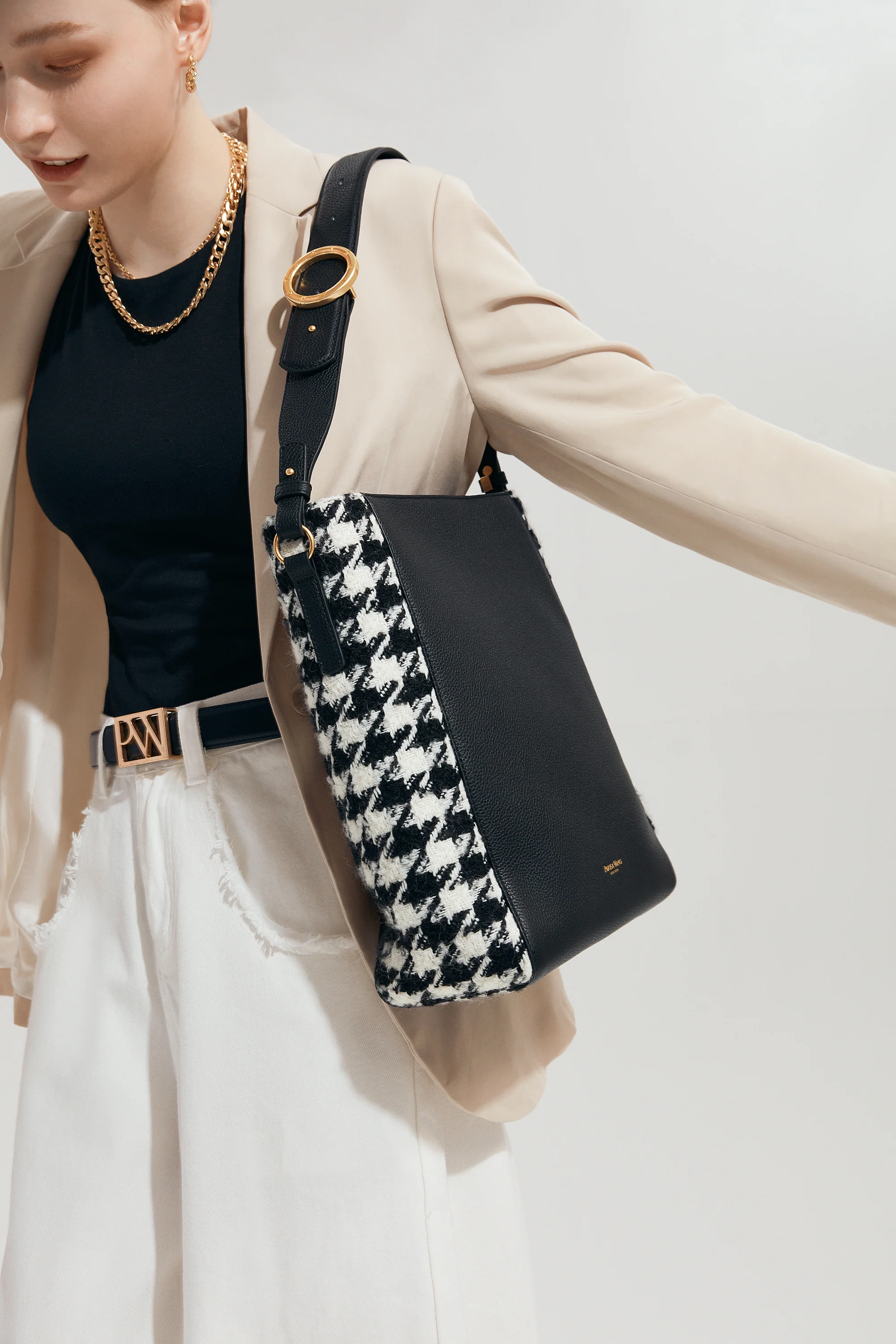 Carrie Medium Tote Bag - Image 43